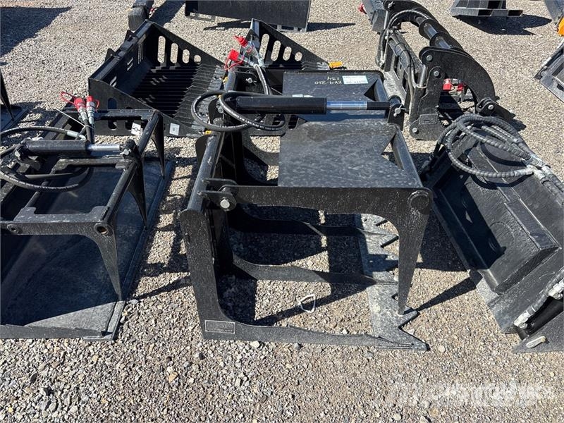  GIYI GY-HWG44 24 in Mini Skid Steer Grapple (Unuse グラップル