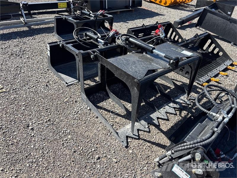  GIYI GY-HWG44 24 in Mini Skid Steer Grapple (Unuse グラップル