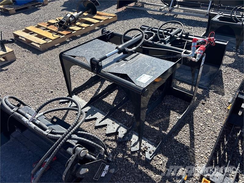  GIYI GY-HWG44 24 in Mini Skid Steer Grapple (Unuse グラップル