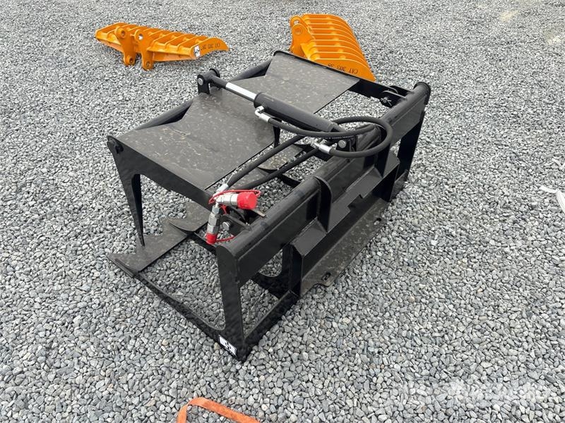 GIYI GY-HWG44 47 in Mini Skid Steer Grapple (Unuse Grijpers
