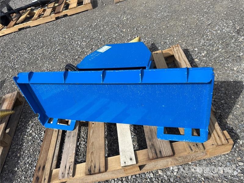 GIYI GY-LS43 43 in Skid Steer Log Splitter (Unused Divisores e cortadores de madeira