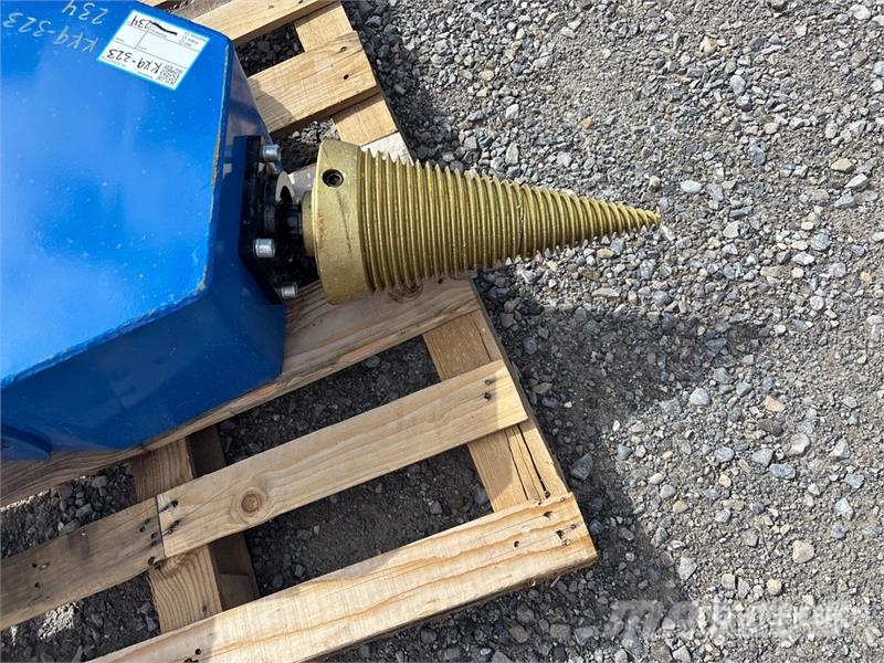 GIYI GY-LS43 43 in Skid Steer Log Splitter (Unused Divisores e cortadores de madeira