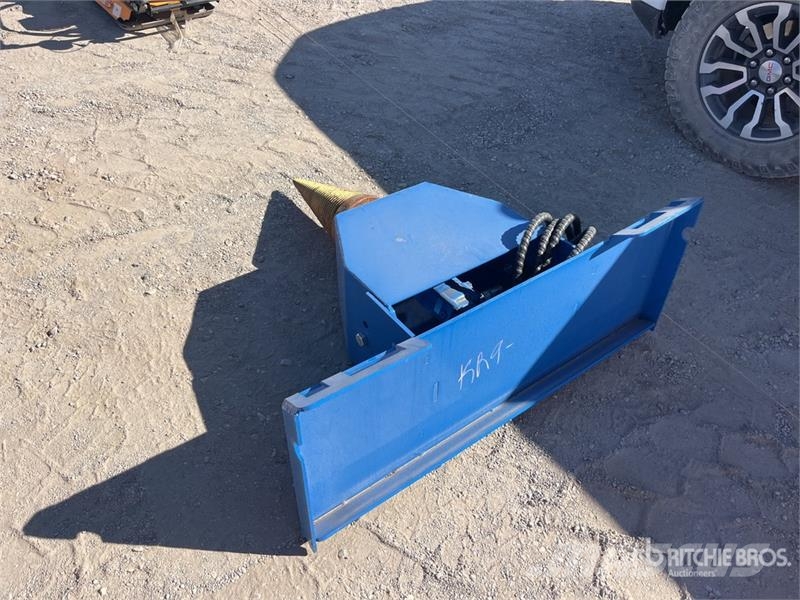 GIYI GY-LS43 43 in Skid Steer Log Splitter (Unused Wood splitters and cutters