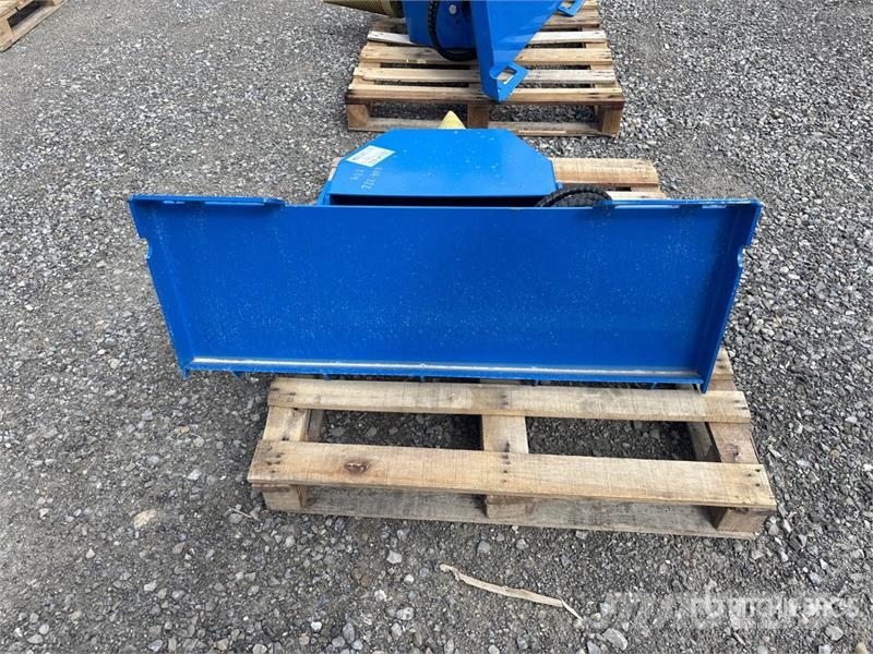 GIYI GY-LS43 43 in Skid Steer Log Splitter (Unused Divisores e cortadores de madeira