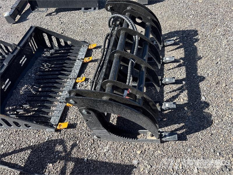  GIYI GY-MCLG60 24 in Mini Skid Steer Grapple (Unus グラップル