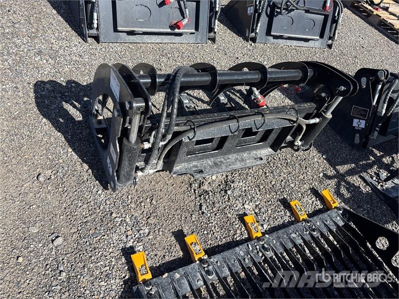  GIYI GY-MCLG60 24 in Mini Skid Steer Grapple (Unus グラップル