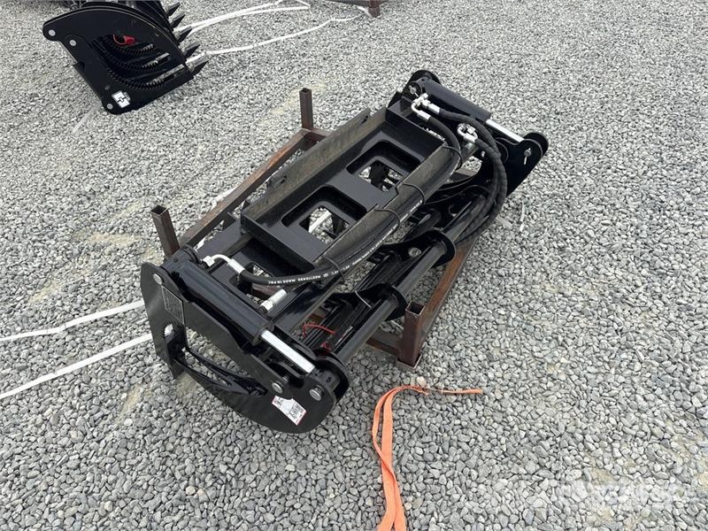 GIYI GY-MCLG60 42 in Mini Skid Steer Grapple (Unus Grijpers