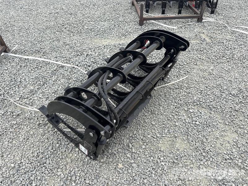 GIYI GY-MCLG60 42 in Mini Skid Steer Grapple (Unus Grijpers