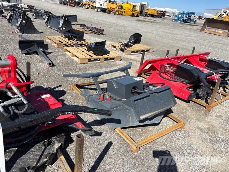 GIYI GY-MDM50 24 in Mini Skid Steer Mulcher (Unuse Trince forestali