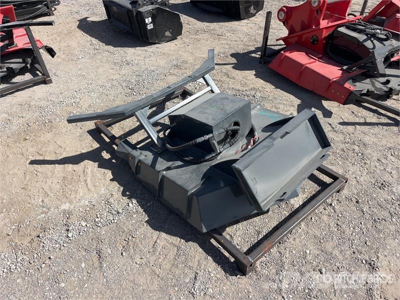 GIYI GY-MDM50 33 in Mini Disc Skid Steer Mulcher ( Forestry mulchers