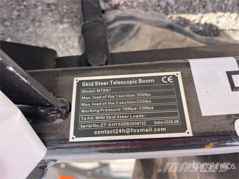 GIYI GY-MTB87 36 in Mini Telescopic Skid Steer Boo Būvniecība- Citi
