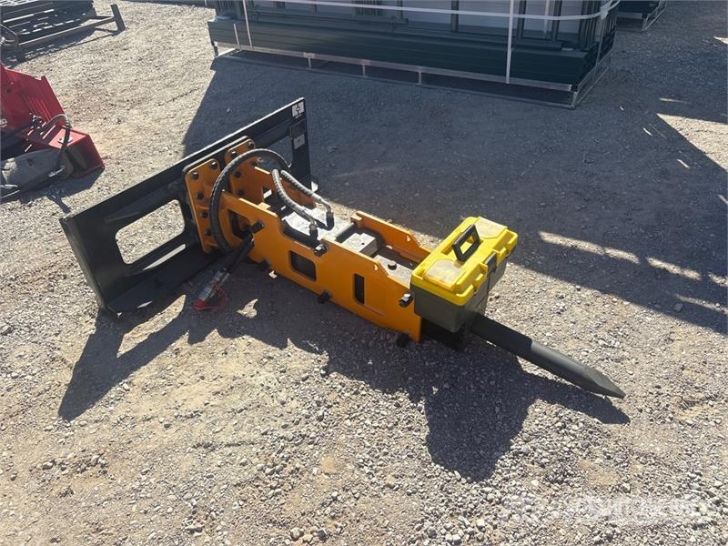 GIYI GY-P680 45 in Skid Steer Breaker (Unused) 브레이커