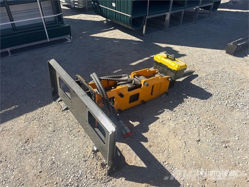 GIYI GY-P680 45 in Skid Steer Breaker (Unused) 브레이커