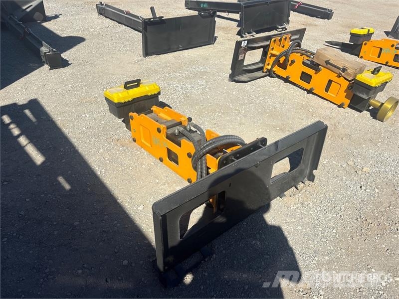 GIYI GY-P680 45 in Skid Steer Breaker (Unused) 브레이커