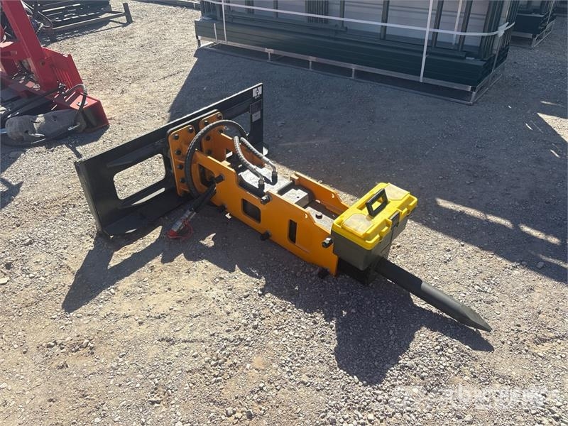 GIYI GY-P680 45 in Skid Steer Breaker (Unused) 브레이커