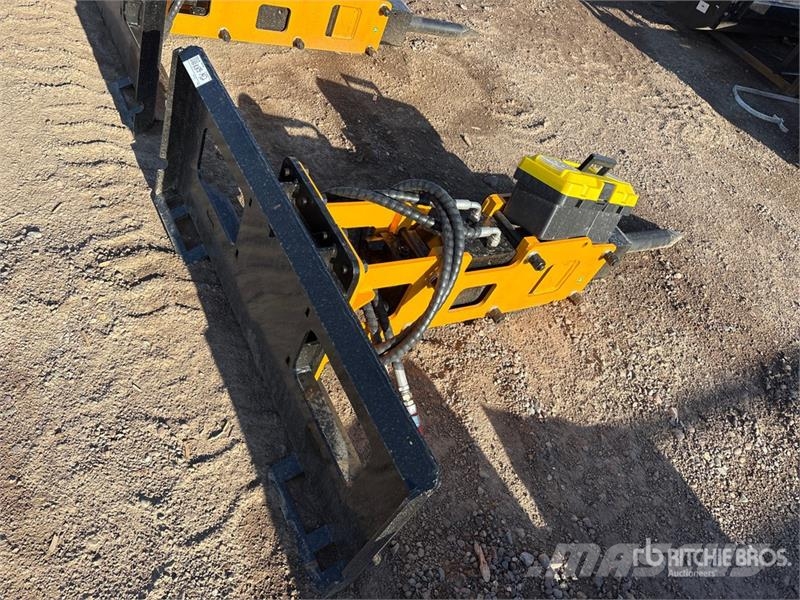 GIYI GY-P680 67 in Skid Steer Breaker (Unused) Martelos / Rompedores