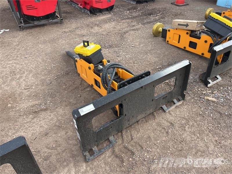 GIYI GY-P680 67 in Skid Steer Breaker (Unused) Martelos / Rompedores