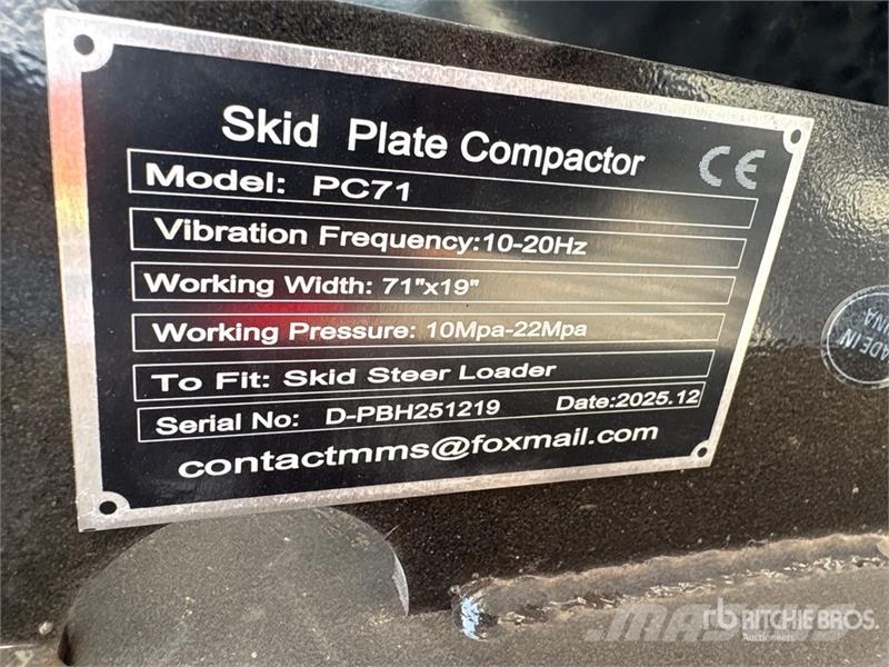 GIYI GY-PC71 71 in Skid Steer Plate Compactor (Unu Vibratoare