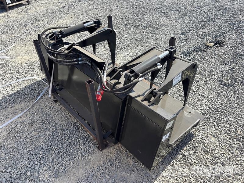  GIYI GY-PG72 72 in Skid Steer Grapple (Unused) خطاطيف