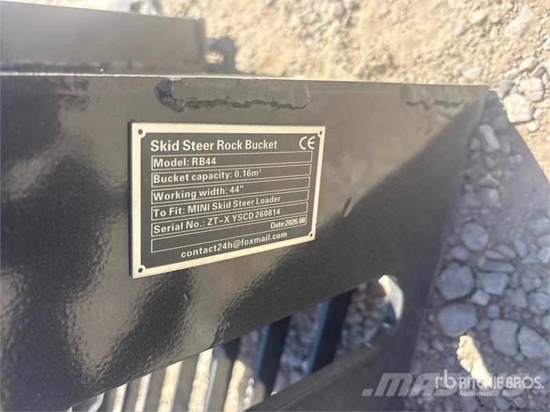GIYI GY-RB44 43 in Rock Mini Skid Steer Bucket (Un Žlice