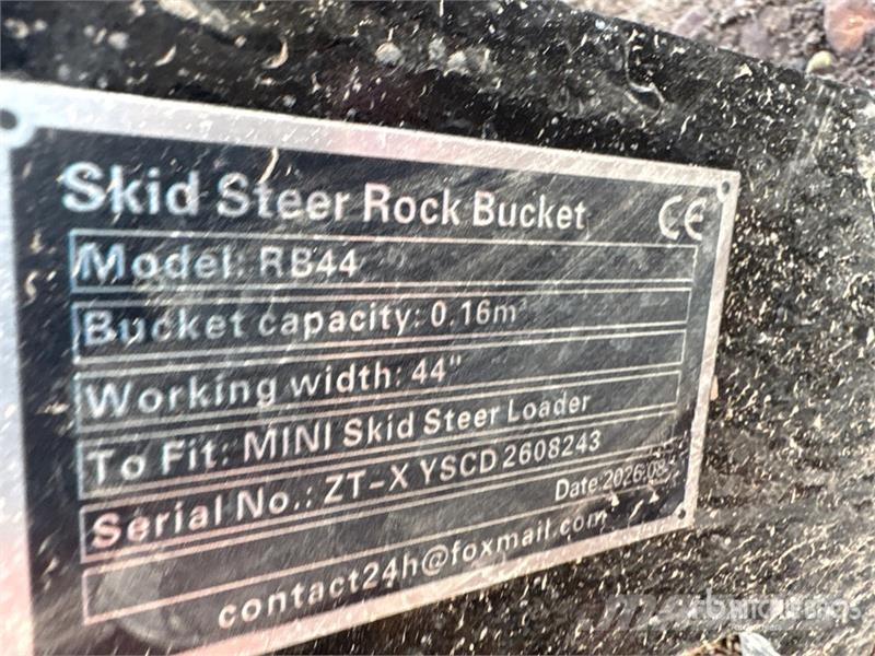  GIYI GY-RB44 44 in Skeleton Mini Skid Steer Bucket Schaufeln
