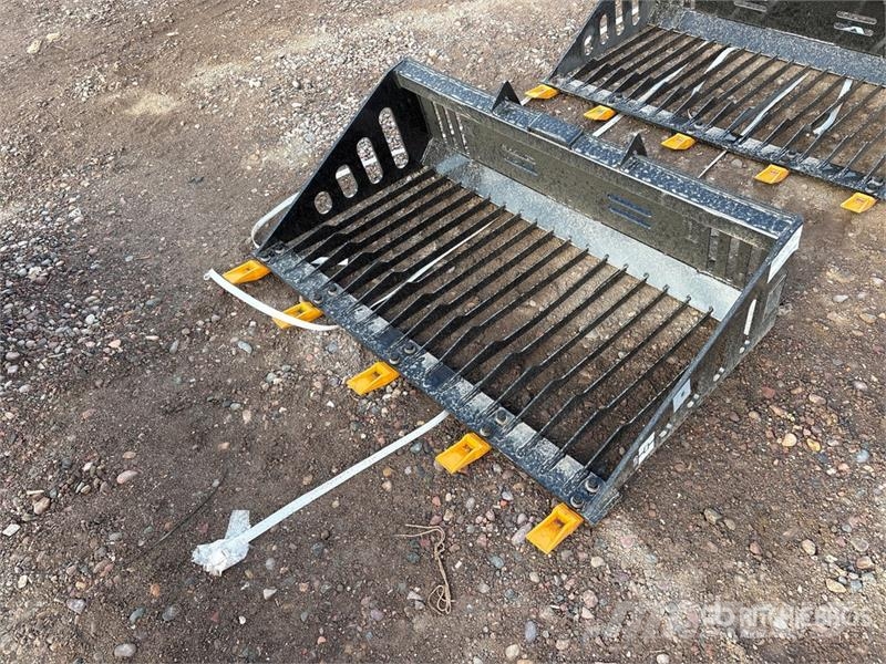  GIYI GY-RB44 44 in Skeleton Mini Skid Steer Bucket Schaufeln