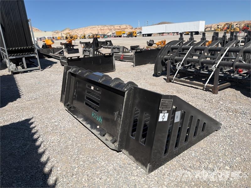 GIYI GY-RB66 66 in Rock Skid Steer Bucket (Unused) Žlice