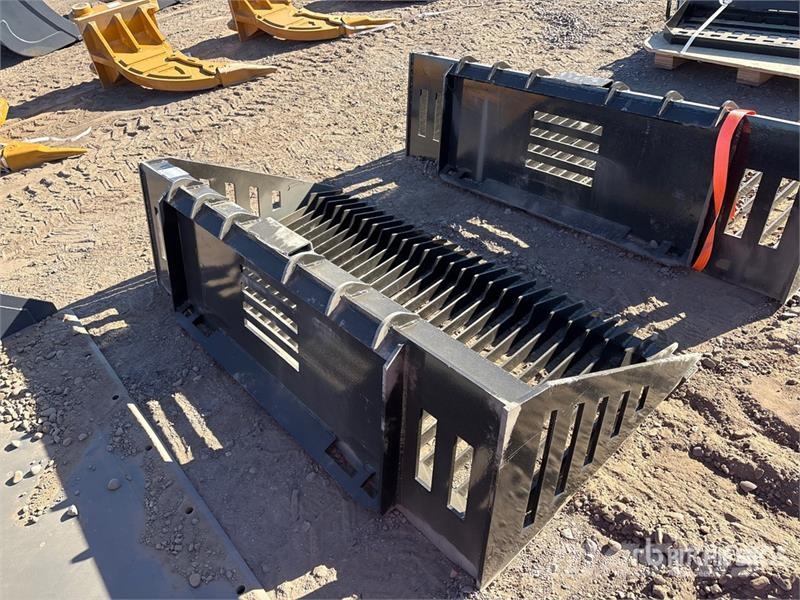 GIYI GY-RB66N 66 in Skeleton Skid Steer Bucket (Un Godet