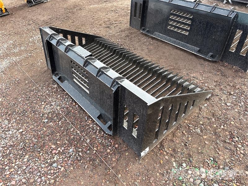 GIYI GY-RB66N 66 in Skeleton Skid Steer Bucket (Un Lopaty