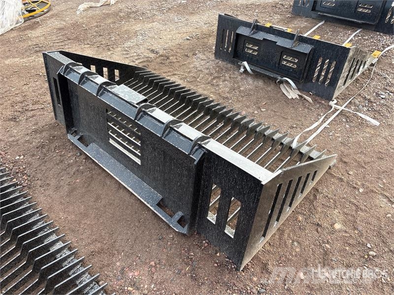 GIYI GY-RB66N 66 in Skeleton Skid Steer Bucket (Un Lopaty