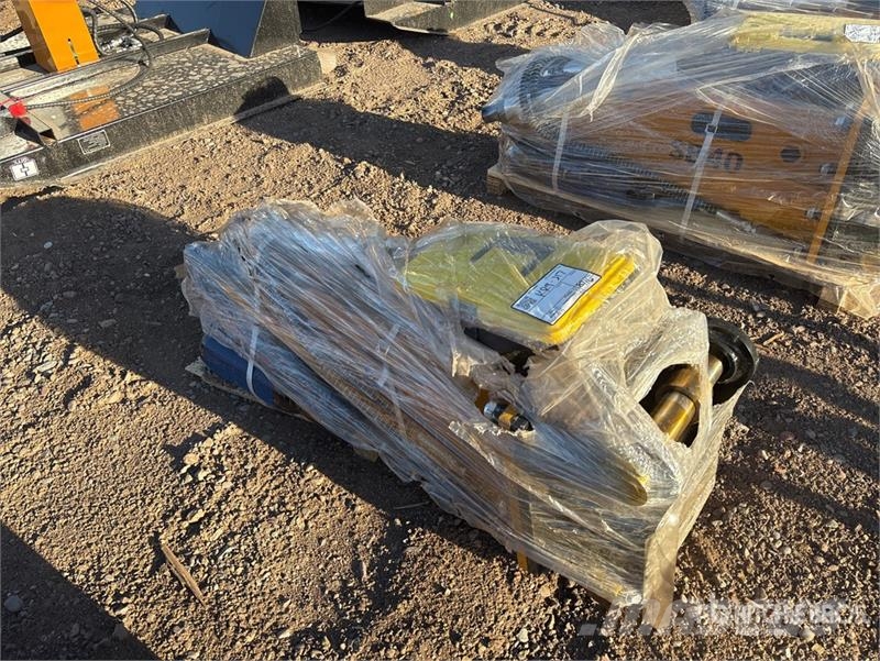 GIYI GY-SB45 Silent Hydraulic Breaker (Unused) Kladiva