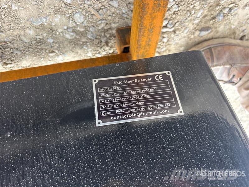 GIYI GY-SE61 61 in Skid Steer Broom (Unused) Süpürgeler
