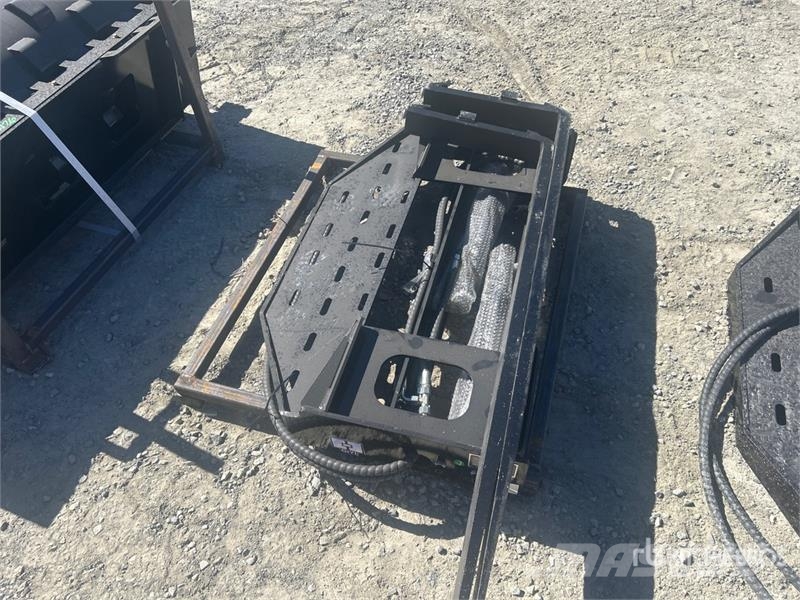 GIYI GY-SF60 60 in Skid Steer Forks (Unused) Forche