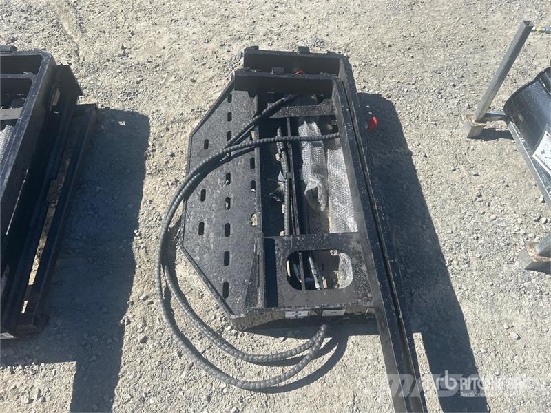 GIYI GY-SF60 60 in Skid Steer Forks (Unused) Forche