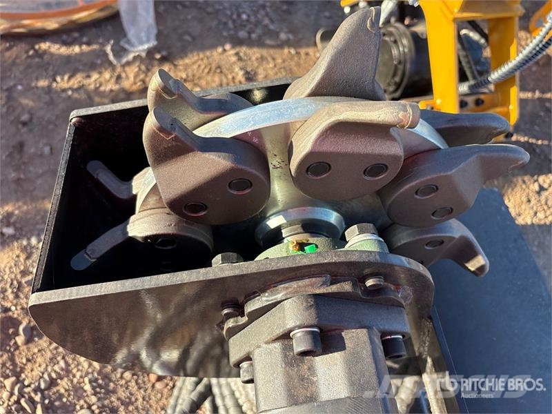 GIYI GY-SG45 16 in Skid Steer Stump Grinder (Unuse Såbäddsharvar och rototillers