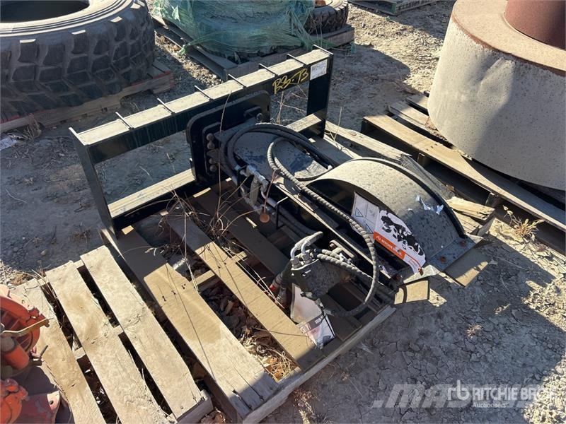 GIYI GY-SG45 4 in Skid Steer Stump Grinder パワーハローとロータリーハロー