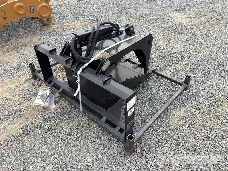 GIYI GY-SGB45 41 in Stump Skid Steer Grapple Bucke Grijpers