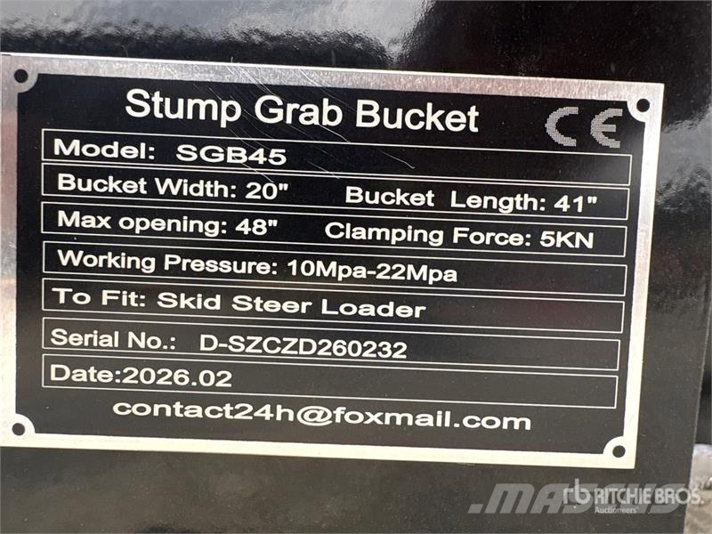 GIYI GY-SGB45 41 in Stump Skid Steer Grapple Bucke Grijpers