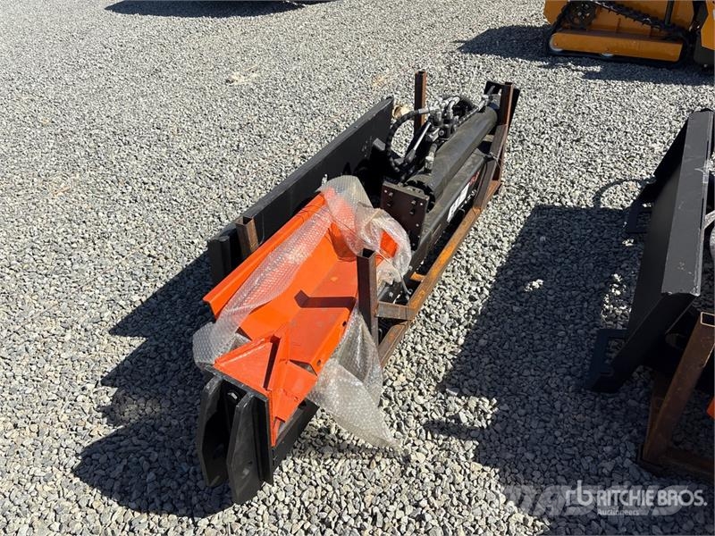  GIYI GY-SLS82 Skid Steer Log Splitter (Unused) Wood splitters and cutters