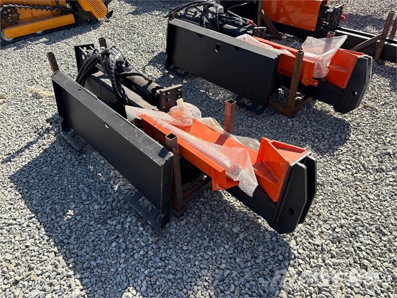 GIYI GY-SLS82 Skid Steer Log Splitter (Unused) Wood splitters and cutters