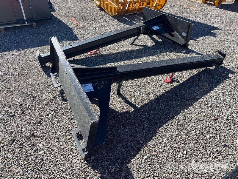 GIYI GY-STB47 45 in Skid Steer Telescopic Boom (Un その他部品