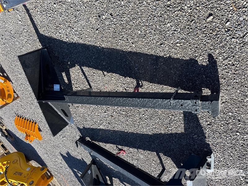GIYI GY-STB47 45 in Skid Steer Telescopic Boom (Un その他部品