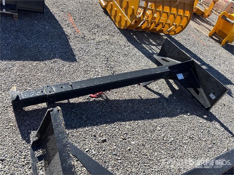 GIYI GY-STB47 47 in Skid Steer Telescopic Boom (Un その他部品