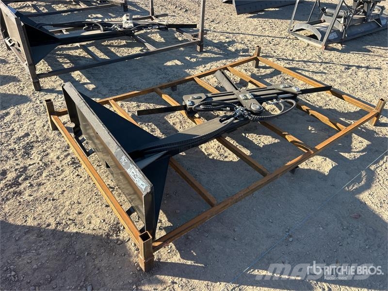 GIYI GY-STL75 75 in Skid Steer Tire Lifter (Unused Other components