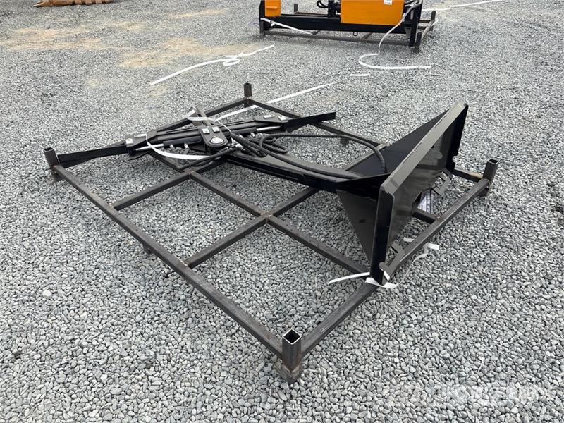 GIYI GY-STL75 75 in Skid Steer Tire Lifter (Unused Other components