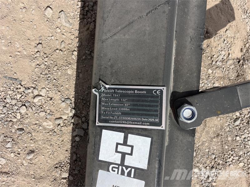  GIYI GY-TB47 132 in Forklift Telescopic Boom (Unus Other components