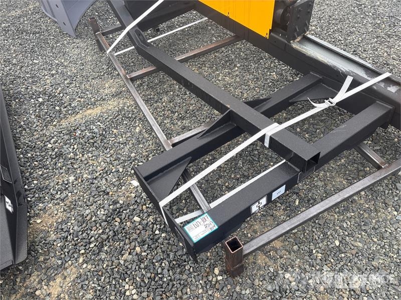  GIYI GY-TB72 45 in Skid Steer Boom (Unused) Строительная техника - Другие