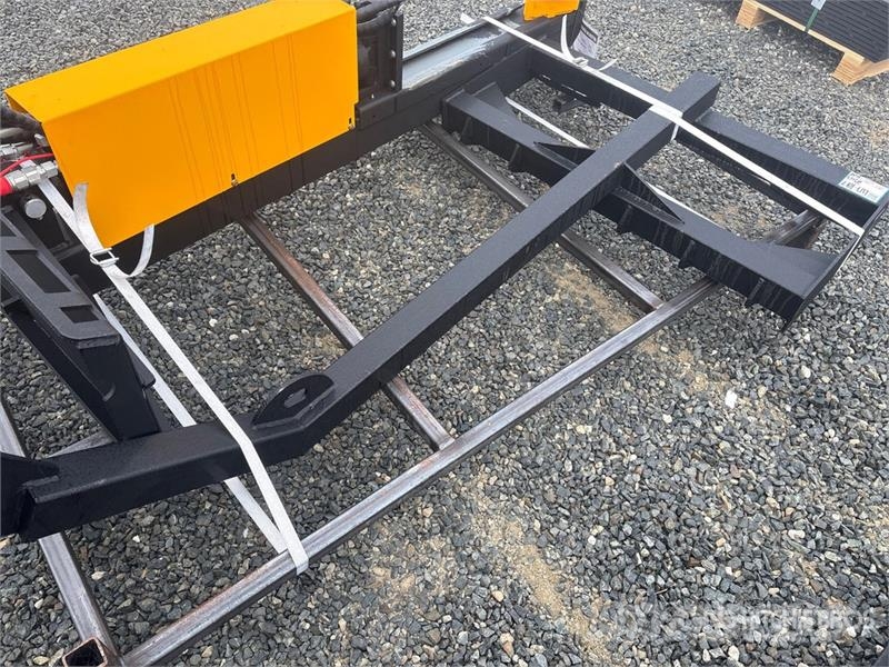 GIYI GY-TB72 45 in Skid Steer Boom (Unused) Строительная техника - Другие