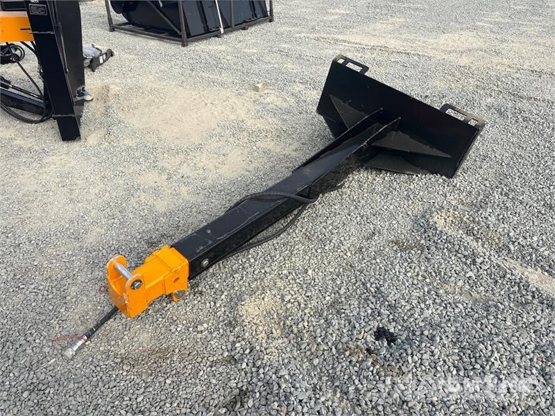 GIYI GY-TBL47 135 in Skid Steer Telescopic Boom (L Other components