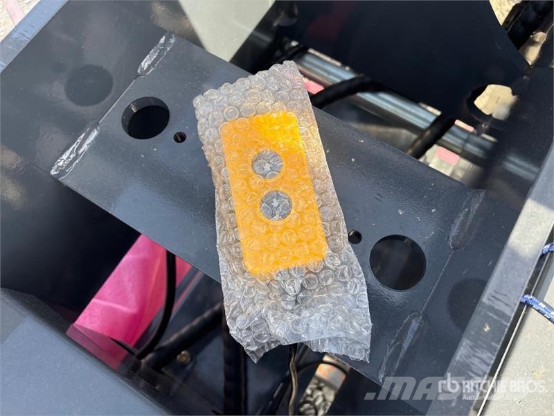 GIYI GY-TE31 Fifth Wheel Wrecker Attachment (Unuse Ostale kargo komponente